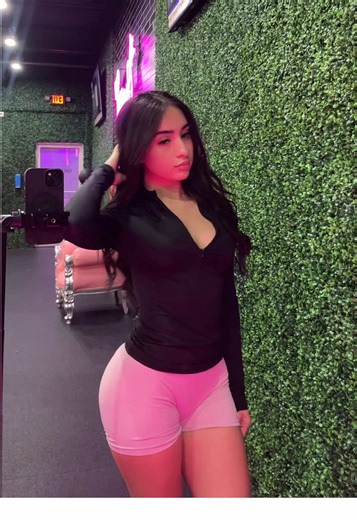 #gymtok | pink shorts