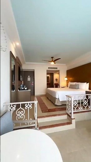 Wyndham Alltra Cancun - All-Inclusive Family Resorts in Cancun