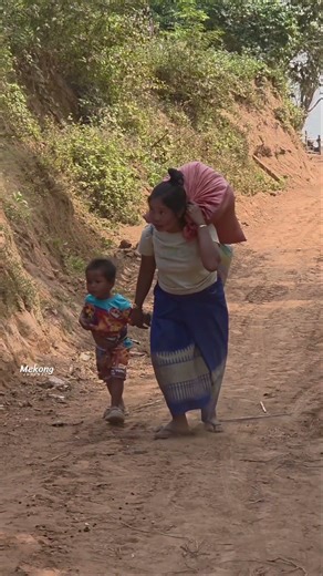 Life in a remote village #laoslife #simplelife ##villagelife