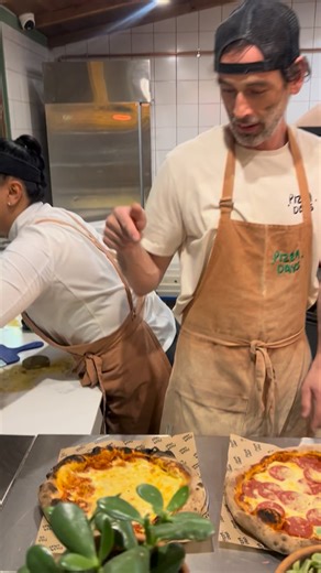 Pizza Days on Instagram: "Ποιο μοντέλο θα διαλέξεις απόψε; 🌍 Παράγγειλε online στο pizzadays.gr 📍Άγιος Δημήτριος, Ανδρέα Παπανδρέου 2 | 2109755593 📍Άνω Λιόσια, Πηνειού 38 | 2102482464 📍Κερατσίνι, Παύλου Φύσσα 100 | 2104326315"