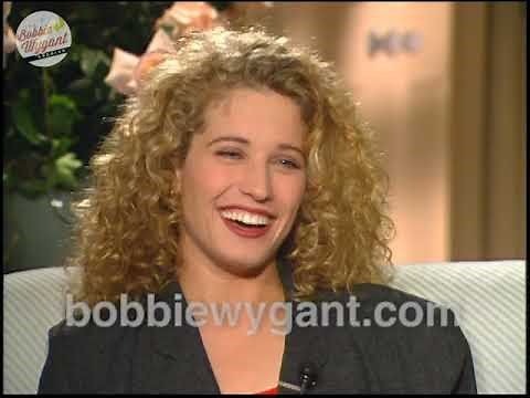 Nancy Travis "So, I Married an Ax Murderer" 1993 - Bobbie Wygant Archive