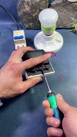 How To Wireless Multi-Control Wiring Technique #shortsfeed #wire #electrician #electricaltips