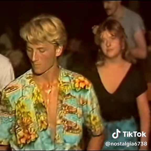 Reviving Nostalgia: 1989 Disco Music Flashback