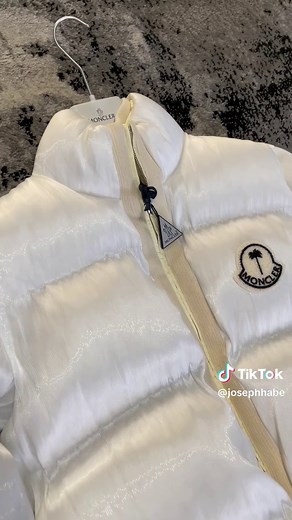 Unboxing the Moncler x Palm Angels Light up jacket! This one is crazy🔥 Such a unique piece @JASupplies #moncler #palmangels #fashiontiktok #fashion #jacket