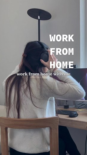 Upgrade Your Work from Home Setup with Logitech BRIO 500 Webcam & Zone Vibe 100 Headset!