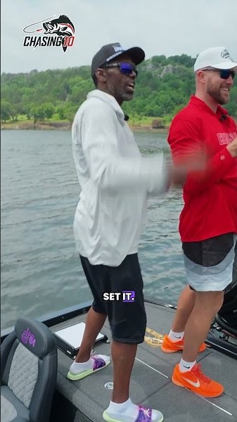 Travis Kelce Finally Hooks One… Then It Gets INTENSE Chasing10