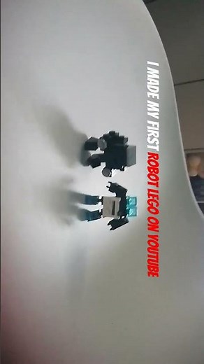 i made this tutorial the vids of brickmecha the youtuber its easy to understand the how to build it