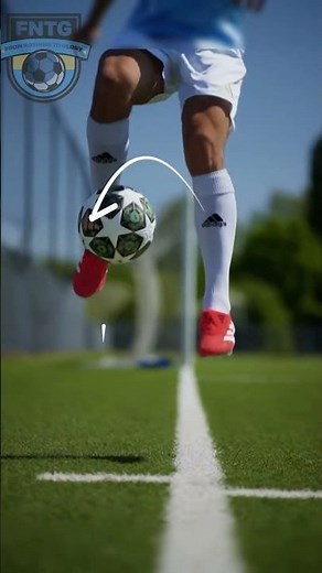 The SMOOTHEST Soccer Juggling Trick EVER!