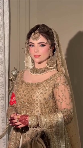 Soft Glam Bridal Makeup look 😍🌹#bridelmakup #softglamlook #makeup #fashion #foryou #bride #ytshorts