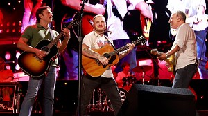 Zach Bryan, Bruce Springsteen, Kings Of Leon ‘Atlantic City’ LIVE at MetLife