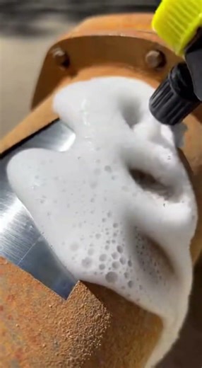 🧼🔧 Rusty Hydraulic Part Deep Clean | Satisfying Dust Removal 💦✨