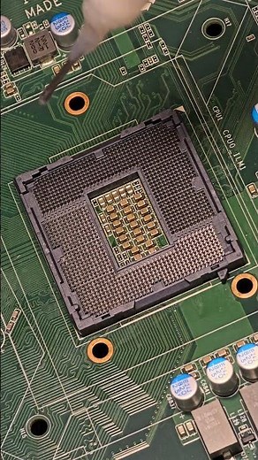 The CPU socket removal