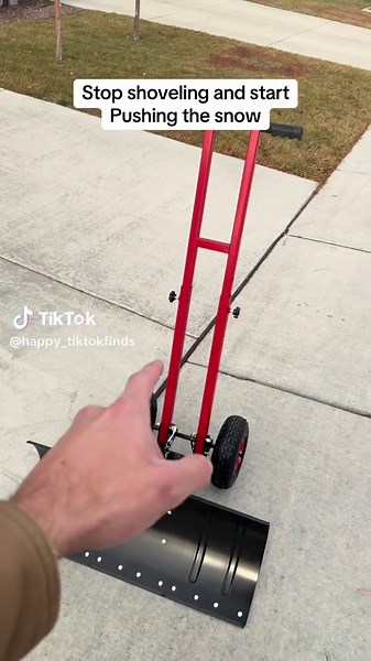 Hand snow pusher #snowshovel #shovelingsnow #snowplow #snowstorm #tiktokshopholidayhaul