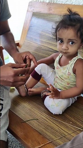 How to Make Fipple (ಪೀಪಿ) From A Leaf | Indian Tulip Tree | Poovarasan #LeafFlute #LostChildhood