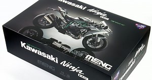 In-Boxed: Meng Model's 1/9th scale Kawasaki Ninja H2 ("Pre-coloured" Edition)