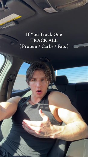 Comprehensive Tracking of Nutrients: Protein, Carbs, Fats