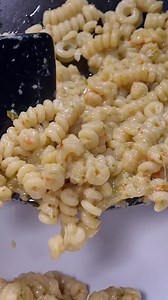 Pasta con crema ai peperoni. Sugo senza cottura. #pasta #peperoni #ricette #recetas #recipe | Pane e Mortadella