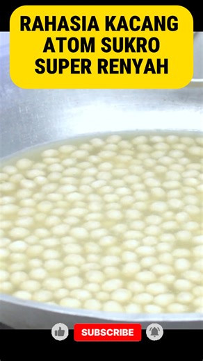 IDE JUALAN LAGI NIH | SUKRO KACANG ATOM Cocok untuk jualan, cocok juga untuk isian Toples Lebaran, mantap banget ini ya. Meskipun bikinnya agak ngoyo, karena bolak balik diselimutin tepung, tapi Alhamdulillah hasilnya pol nampol. Jujur menurut saya lebih mantap dari hasil beli [produk pabrikan], karena gak ada hint aroma pengawetnya ya. Jadi terasa lebih fresh dan mantap. Yang suka Kacang Sukro, wajib dicoba ini ya. Dan berikut ini resepnya semoga bermanfaat 🥰 ❤️BAHAN-BAHAN 👉250 g Kacang Tanah