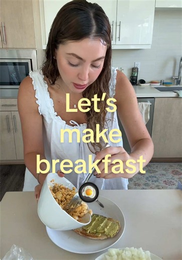 Born to be a chef 👩🏻‍🍳 #breakfast #cookwithme #breakfastideas | breakfast idea