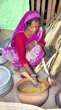 Basanti Baudi sells fried muri in a clay oven #shorts