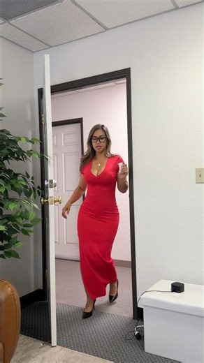 Which look? #lifestyle #office