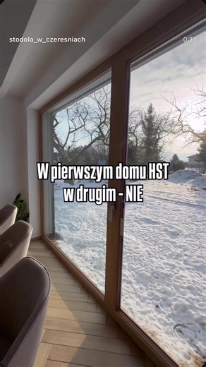 W pierwszym domu HST było moim marzeniem. 🤍 Dawało dużo światła, przestrzeni, efekt WOW, który kocham do dziś i patrzę z zachwytem na instagramowe wnętrza, które go posiadają. ✨ Ale z czasem użytkowania w pierwszym domu odkryłam też jego minusy: zimno zimą - u nas wiało pod oknem. 😖 Drogi serwis po okresie gwarancyjnym czy sprzątanie co chwilę szyny żeby mogła prawidłowo funkcjonować. W sumie, przy każdym otwieraniu okna musiałam lecieć z podręcznym odkurzaczem żeby nie było w niej żadnych kam