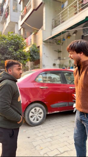 Govind bhardwaj28 on Instagram: "11 hazar na milte to naak ka x- ray kr leta 🤣vo kon tha fir chhod🤣 . . . #reels #funny #viralvideos #comedy #govind_bhardwaj28"