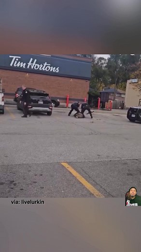 A man was tased and had his leg run over by officers following an arrest. He was also told to stop resisting after reacting to his bent leg. Come on, now. 🤦🏽‍♂️ | Smash Da Topic