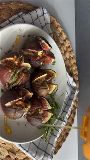 Honey baked figs🕊️
