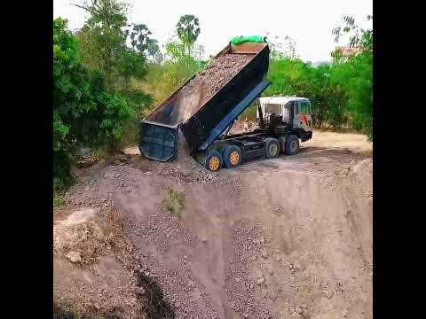 Fastest Loader Loading Trucks Satisfying Machine Video |‪@Dumptruckfull‬