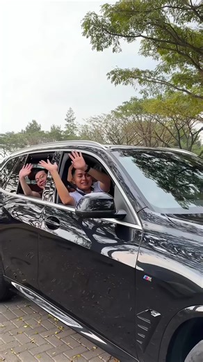 Mobil Impian BMW X5: Fitur Canggih dan Desain Elegan