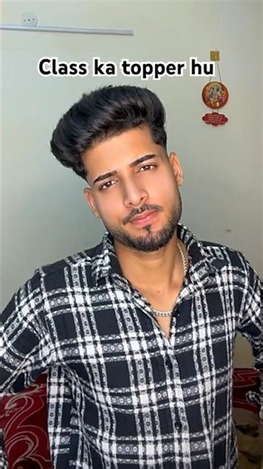 Class topper😂😂….. #comedy #funny #comdeymemes #viral #memes #memehub #youtubeshorts