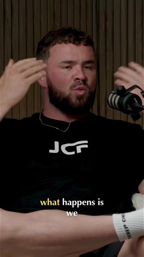 Ever wonder how muscles actually get bigger? Here's a simple explanation #hypertrophy