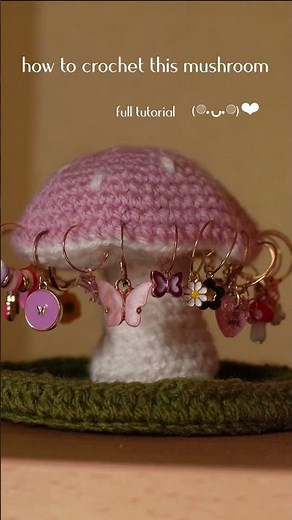 how to crochet the perfect mushroom 🧚‍♀️✨ to organise your earrings