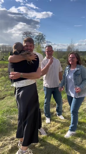 Graviditetsnyhet: En glädjefylld avslöjning