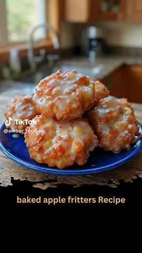 Baked Apple Fritters 😍 Full recipe is on my page— right under my profile picture ⬆️