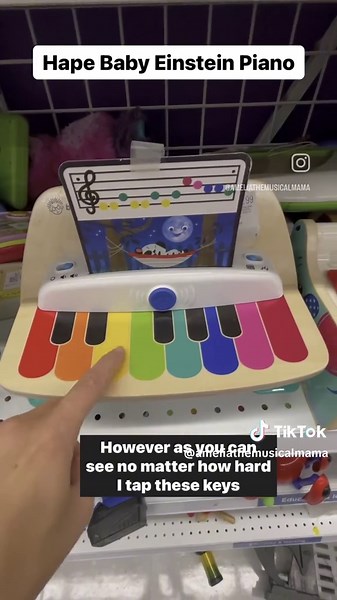 Magic touch keyboard vs xylophone - Which one would I choose as a music educator and Montessori mom? . The Hape Baby Einstein Magic Touch Piano ✔️ aesthetically pleasing ✔️ wooden elements ✔️ correctly pitched ✔️ child-sized 👎 not sensitive to touch (volume) 👎 pre-loaded songs w/ button push 👎 tap any key to play the melody (I truly don’t get this) 👎 requires batteries 👎 doesn’t encourage open-ended exploration The Xylophone ✔️ metal and wooden elements ✔️ responds to touch (volume) ✔️ pret