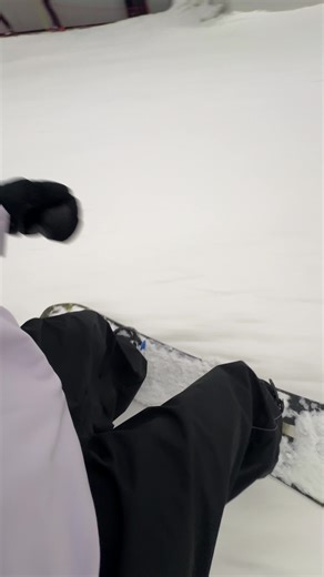 Mastering Snowboarding: No More Falls!