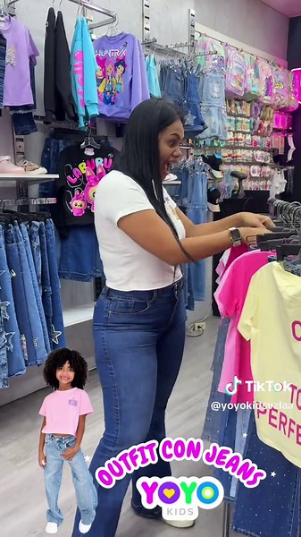 Encuentra las mejores prendas para vestir a tu pequeña en esta Navida🎄 Visítanos tiendas centro de Caracas 🛍️ #capcut #mayoritas #venezuelatiktok🇻🇪 #viral_video #paratiiiiiiiiiiiiiiiiiiiiiiiiiiiiiii