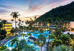 5 ⭐ Thailand. Stay 8 nights Phuket Marriott Resort & Spa, Merlin Beach from $1890pp including ✈️ 🚙 🏨 & ALL meals 🍴 ALL drinks 🍹 PLUS massages and much more. This is luxury at its best. Don't miss out! Book now http://bit.ly/2DlEoY4 | Hoot Holidays