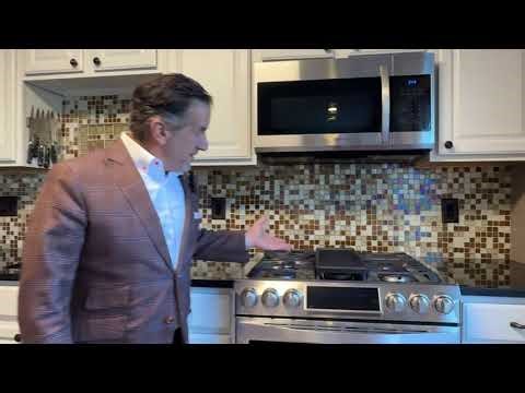 ✨ Welcome to 4605 Greenwich Ln, Mount Laurel!