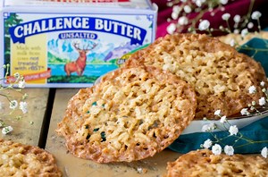 Lace Cookies - Challenge Dairy