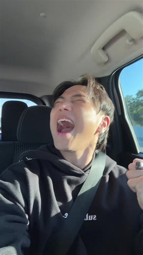 Agassi Ching (@agassiching)’s video of Jackets