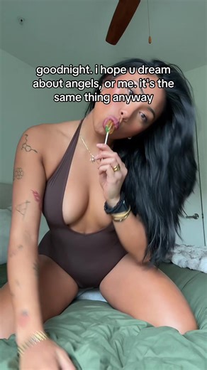 Sabrina Mella (@sabrina_mella)’s videos with take my breath away by berlin - 𓆩ᥫ᭡𓆪