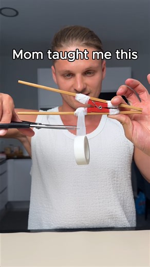 Sushi stick grabber This original video was produced by Network Media, LLC and Zore & Tomek | Home Hacks & Easy Snacks