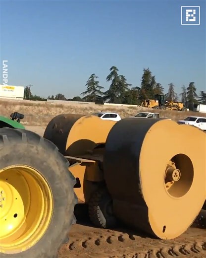 This Machine Makes Soil Strong! 💪 #construction #compaction #soil | Fossbytes