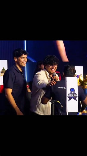 techno gamerz roasted🤯☠️..#technogamerz #triggeredinsaan #mythpat #samsunggalaxy #samsunggalaxys24