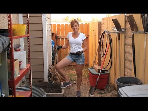 How to Make Compost With Grass Clippings