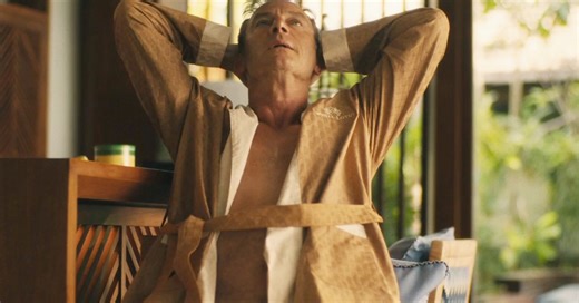 Jason Isaacs Spills Behind-The-Scenes Secret About His Infamous White Lotus Nude Scene