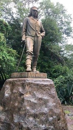 David Livingstone statue #Victoriafalls, #explore # #davidlivingstone #historyshorts #missionary
